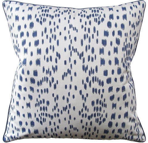 Les Touches Pillow