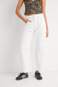 Barrel Jeans with Seams
