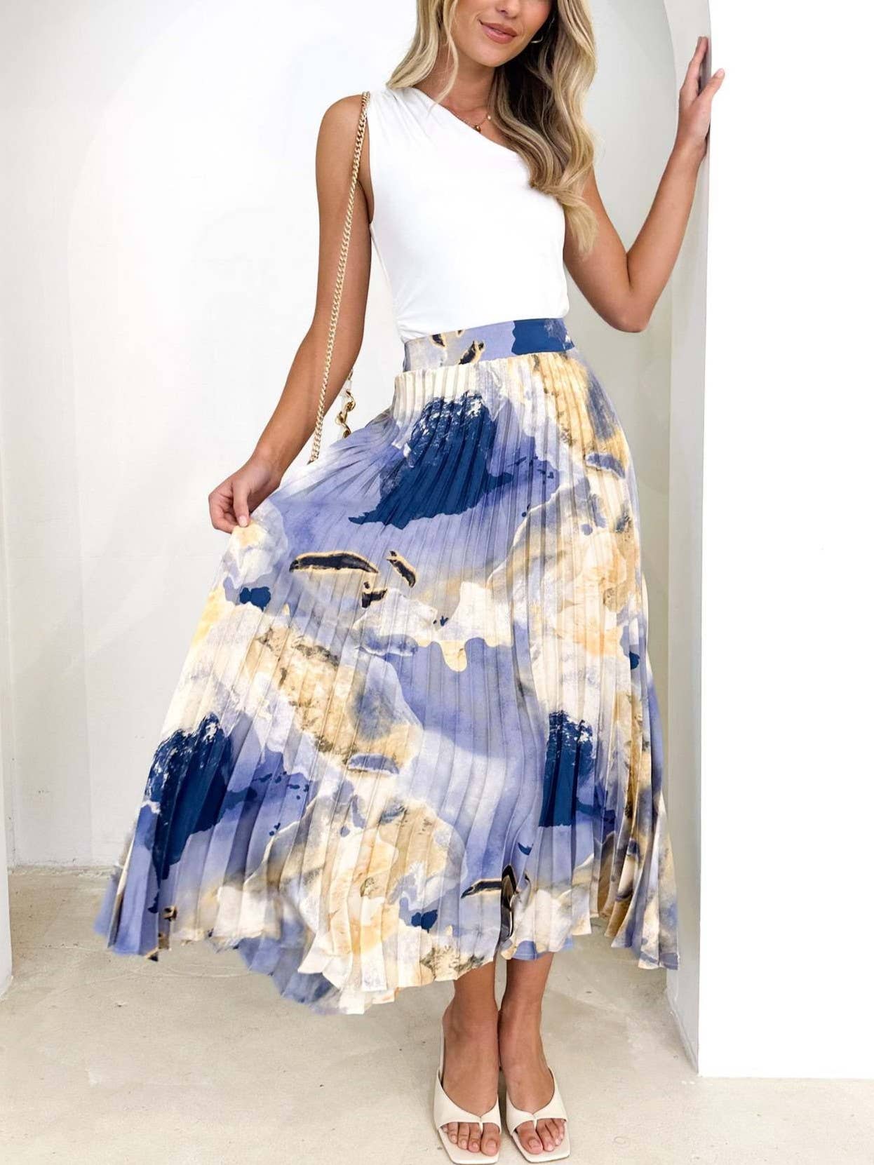 Magnolia Pleated Skirt